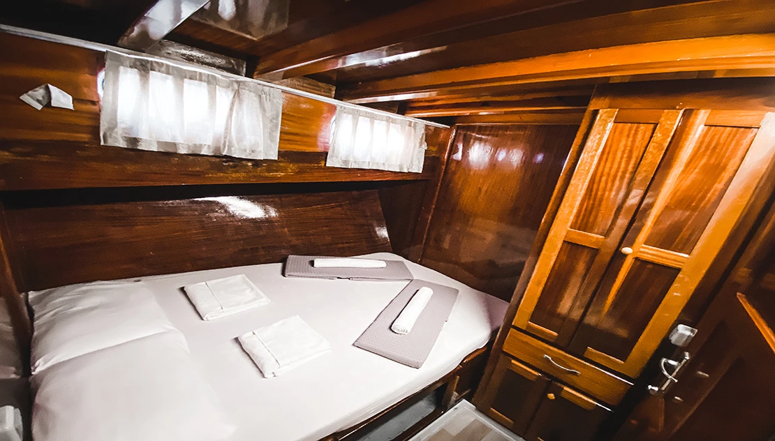 Double Cabin